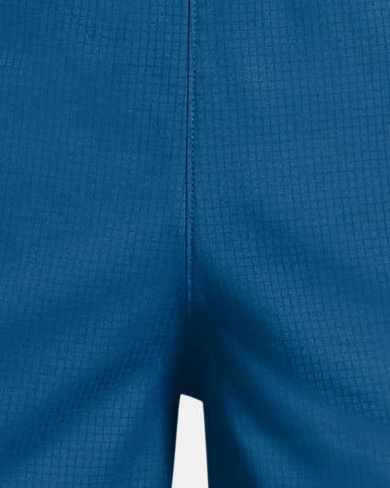 กางเกงขาสั้น UA Launch 7'' Graphic สำหรับผู้ชาย in Blue image number 6