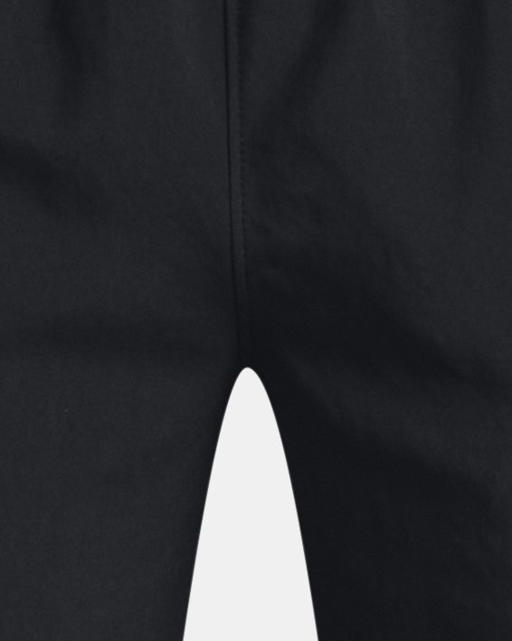 กางเกงขาสั้น UA Woven สำหรับเด็กผู้ชาย in Black image number 0