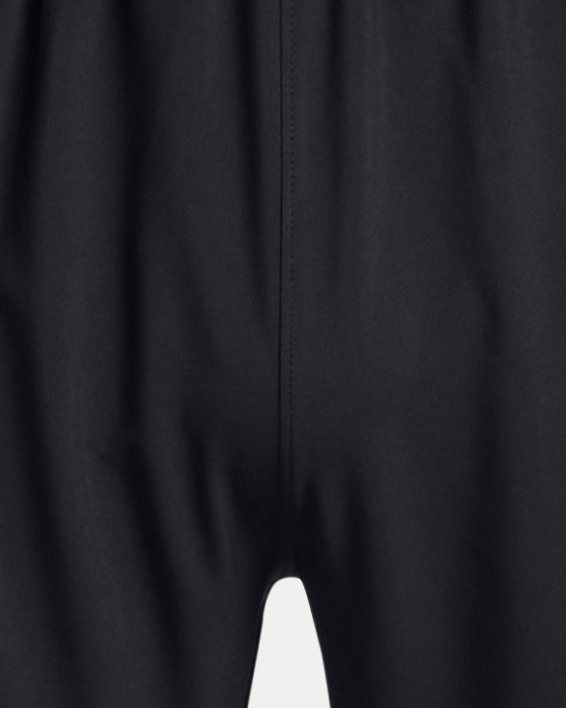 กางเกงเทรนนิ่งขาสั้น UA Challenger Pro สำหรับผู้ชาย in Black image number 7