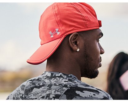 Buy Under Armour Black Isochill Launch Run Baseball Cap for Men Online @  Tata CLiQ Luxury