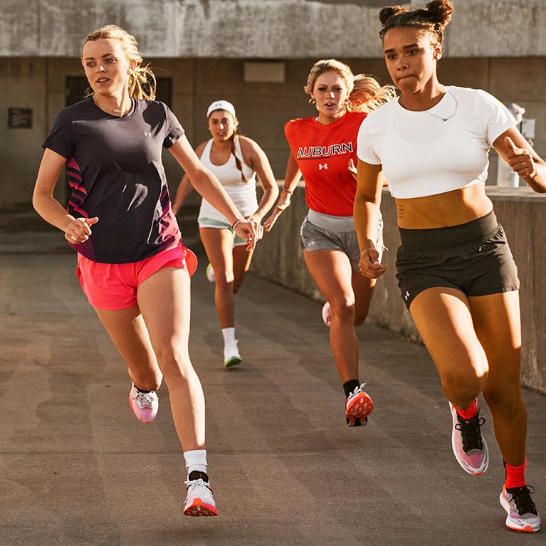 Womens Outlet - Clothes, Shoes & Accessories - Clothing in Black - Under  Armour NZ