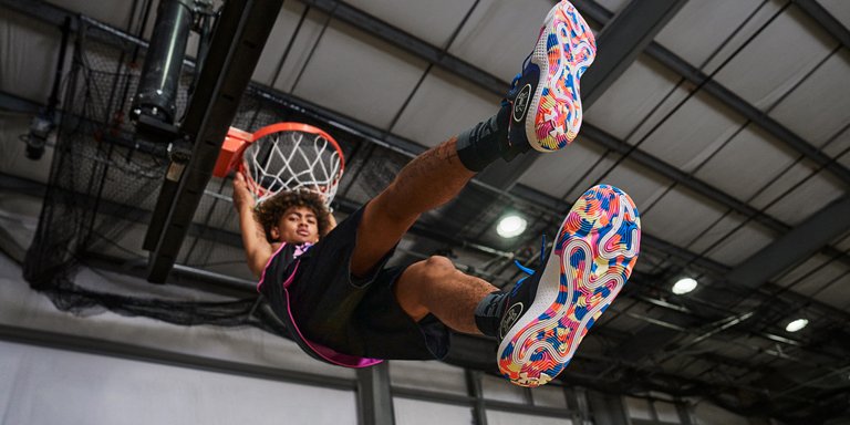 Basketball shoes sites clearance