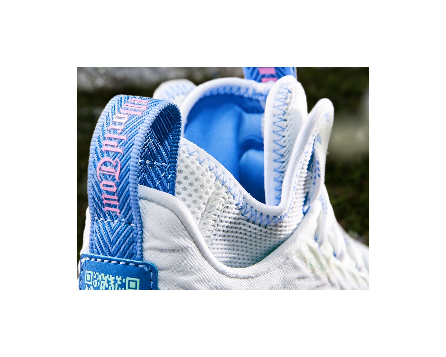 Lebron 15 cleats sale