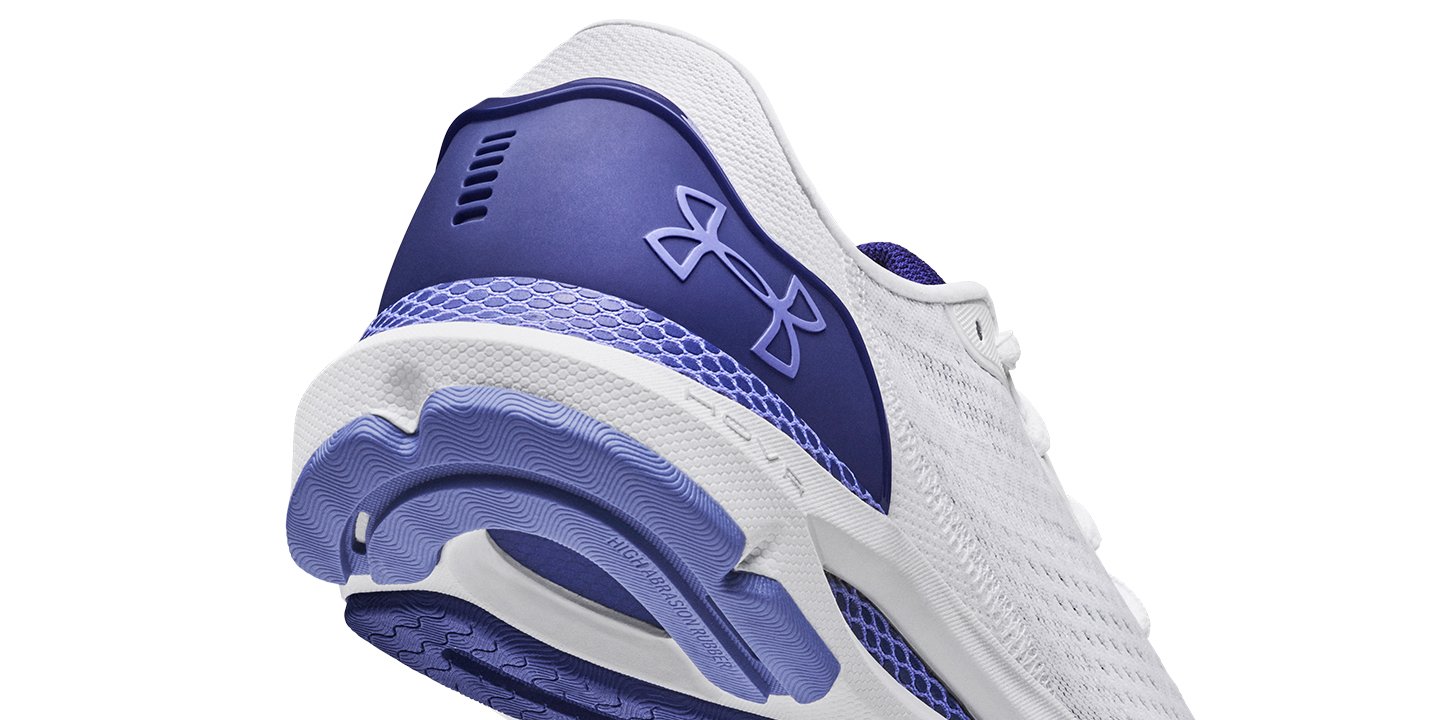 How do under on sale armour shoes fit