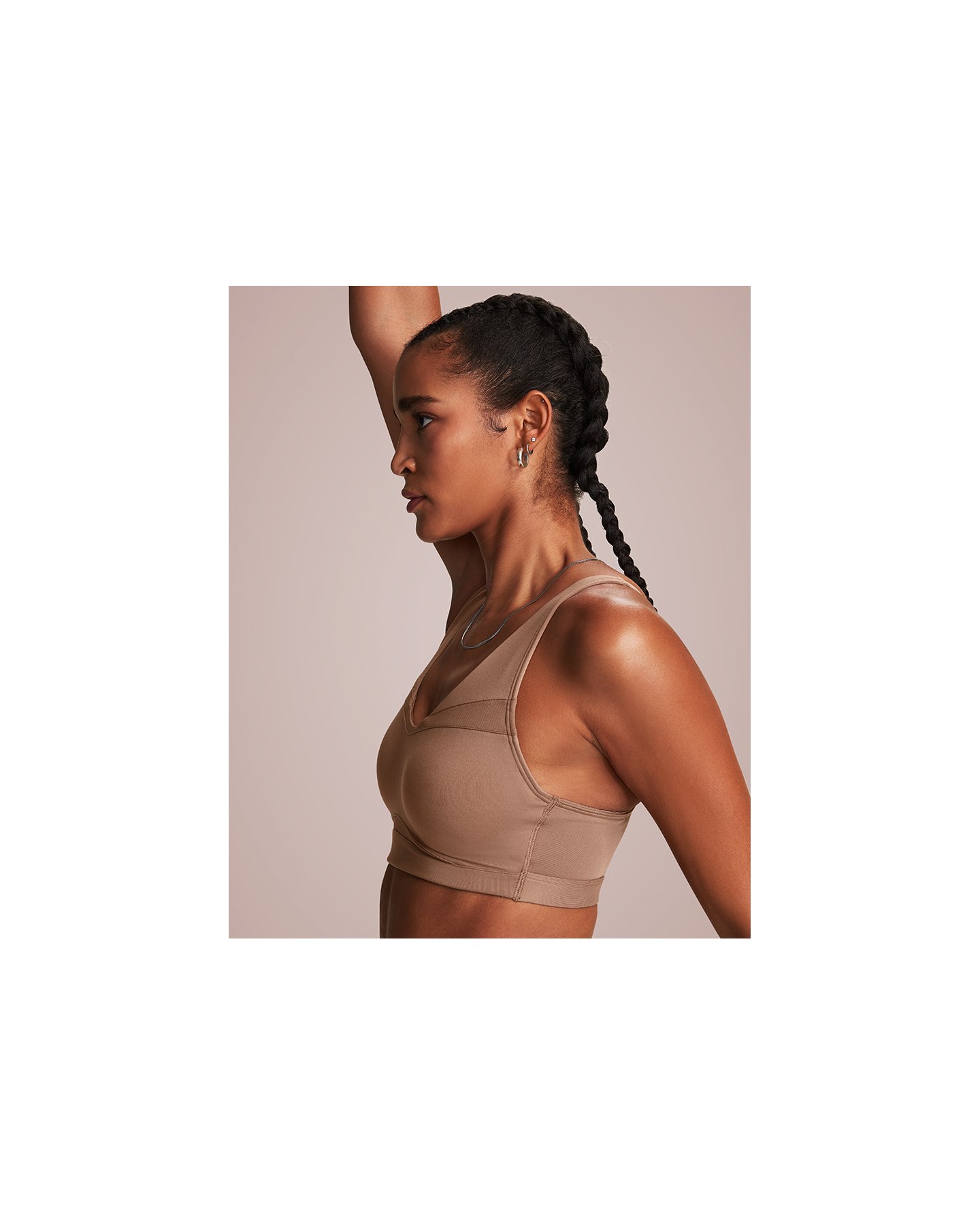  SmartForm Evolution Mid, white - sports bra for women -  UNDER ARMOUR - 41.34 € - outdoorové oblečení a vybavení shop