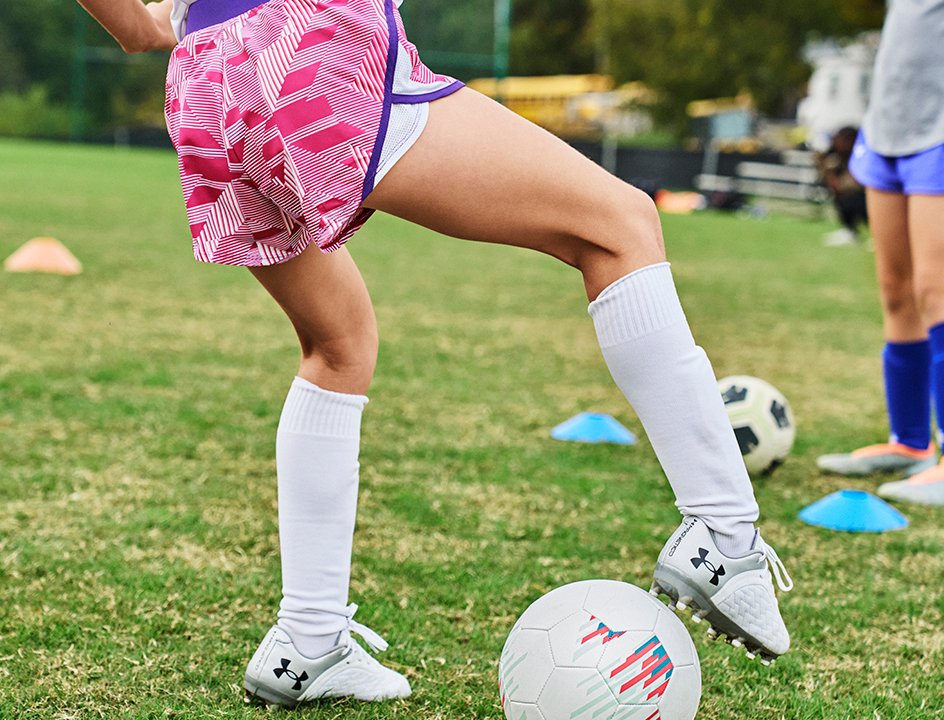 UA Fly By Printed Short