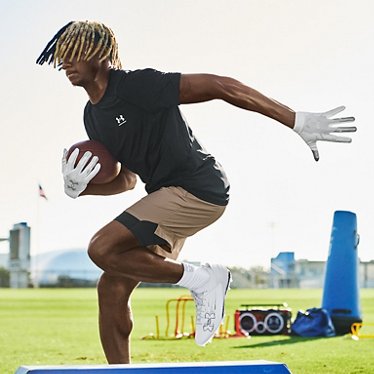 SS24_The_Role_Running_Back_Football_1_1