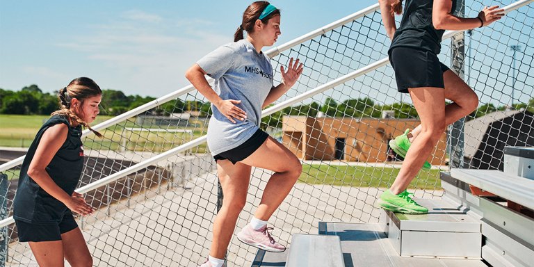 SS24_Womens_Training_Shoes_2_1