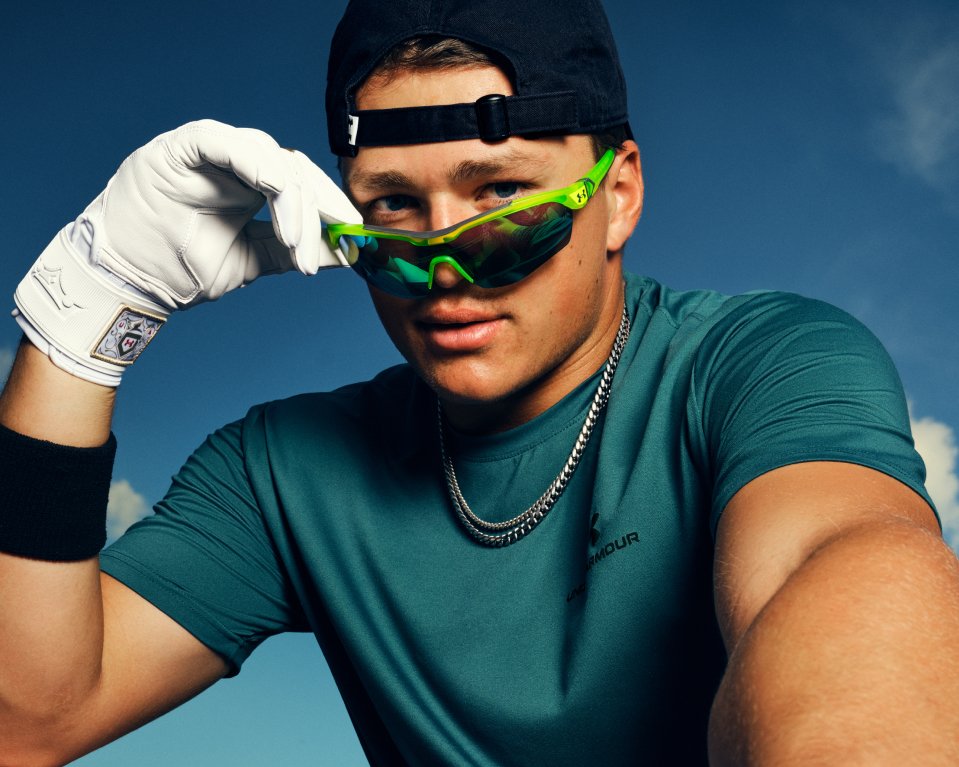 UA Vanish Wven Short 2.0 6in