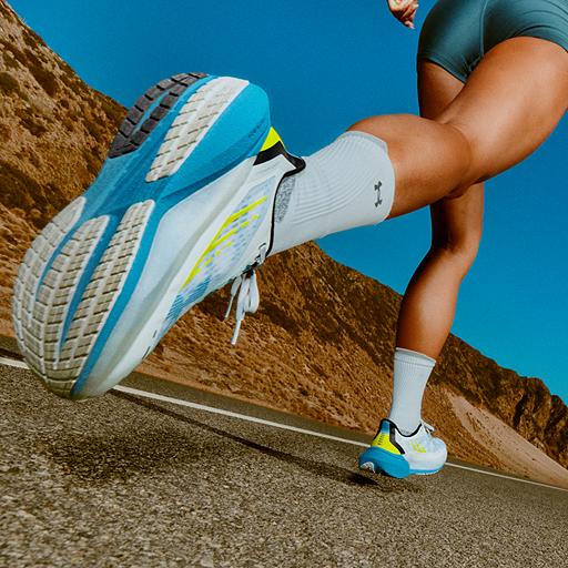 UA W Velociti Distance