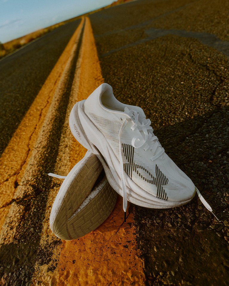 SS26_Velociti_CLP_Bucket_4Up_Shoes_4_5