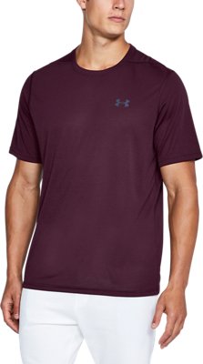 maroon under armour shirt