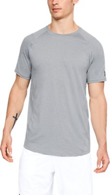 gray under armour shirt