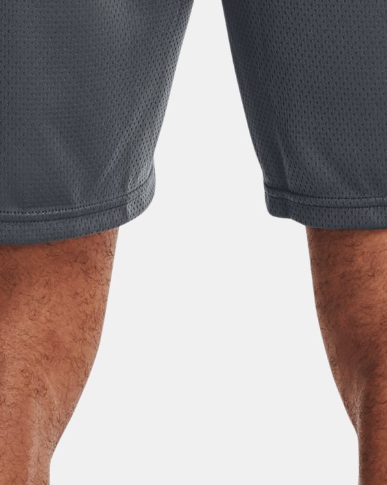 Herren UA Tech™ Shorts aus Mesh, Gray, pdpMainDesktop image number 1