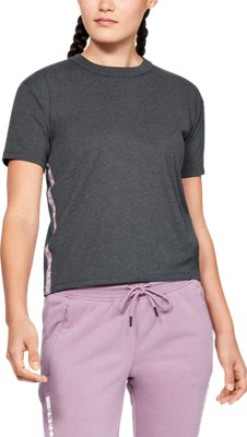the girlfriend tee under armour
