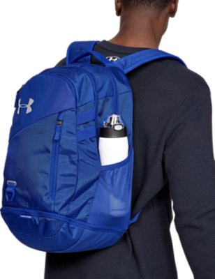 can you put an under armour backpack in the washing machine