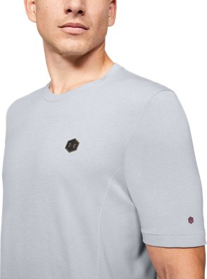 UA RUSH&trade; Seamless Fitted image number 3