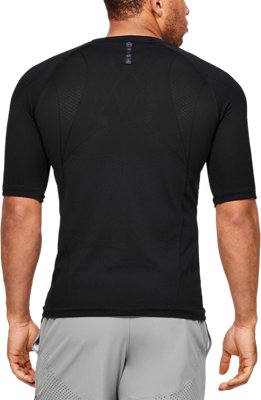 Men's UA RUSH&trade; Seamless Compression Short Sleeve image number 1