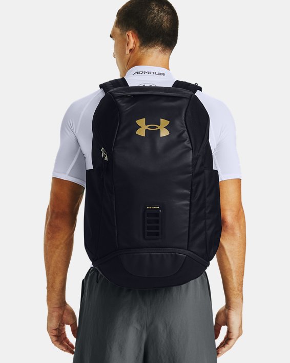 Under Armour UA Contain Backpack. 1