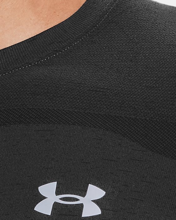 Men's UA Seamless Short Sleeve in Black image number 4