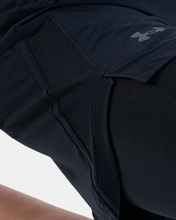 Men's UA Launch Run 2-in-1 Shorts in Black image number 5