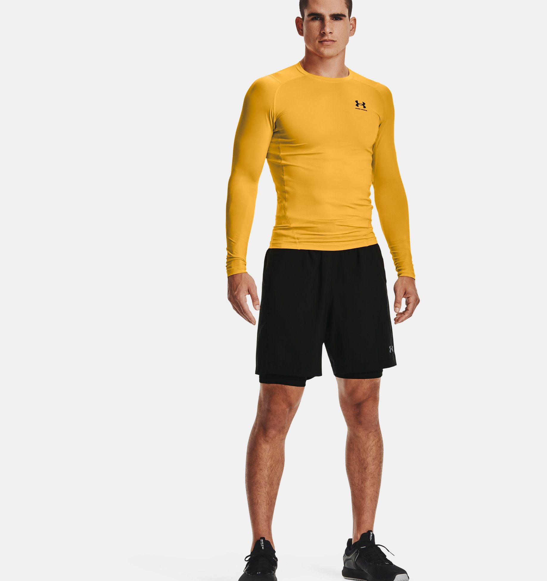 https://underarmour.scene7.com/is/image/Underarmour/V5-1361596-001_FSF?rp=standard-0pad|pdpZoomDesktop&scl=0.72&fmt=jpg&qlt=85&resMode=sharp2&cache=on,on&bgc=f0f0f0&wid=1836&hei=1950&size=1500,1500