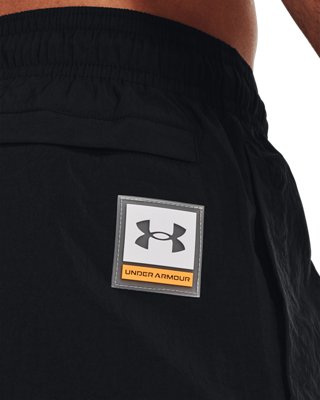 Men's UA 21230 Woven Shorts image number 5