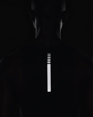 Men's UA Seamless Run Singlet image number 3
