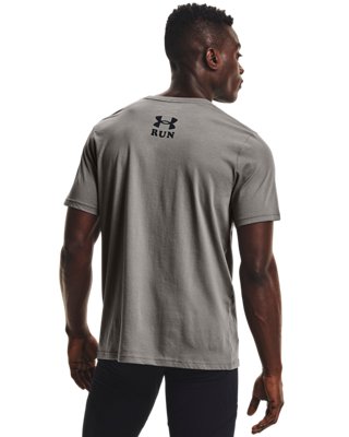 เสื้อแขนสั้น UA Keep Run Weird Graphic สำหรับผู้ชาย image number 1