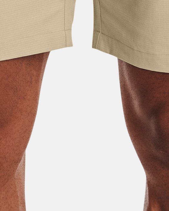 กางเกงขาสั้น UA Iso-Chill Airvent สำหรับผู้ชาย in Brown image number 0