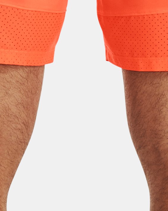Shorts UA Vanish Woven para Hombre, Orange, pdpMainDesktop image number 1