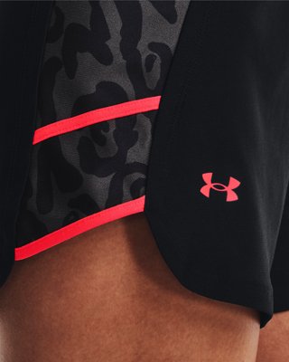 Shorts UA Play Up Inset Printed para Mujer, Black, pdpMainDesktop image number 3