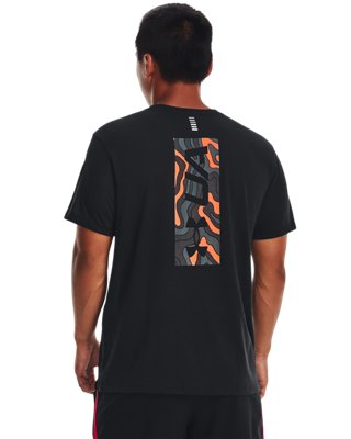 เสื้อยืด UA Streaker Graphic สำหรับผู้ชาย image number 1