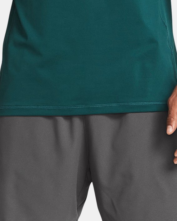 Pantalón corto de 15 cm UA Vanish Woven para hombre, Gray, pdpMainDesktop image number 2