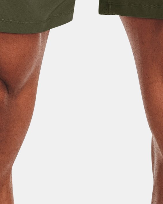 Shorts UA Vanish Woven de 15 cm para Hombre, Green, pdpMainDesktop image number 0