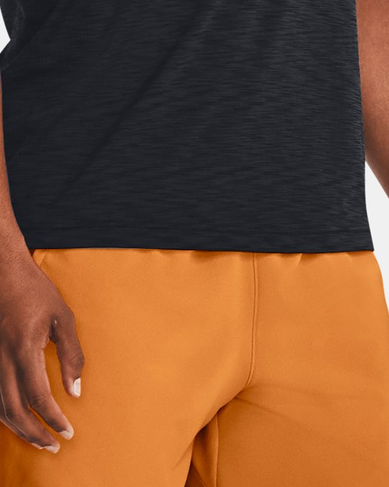 กางเกงขาสั้น UA Vanish Woven 6" สำหรับผู้ชาย in Orange image number 2