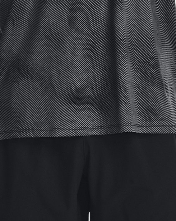 Shorts UA Elevated Woven Graphic para hombre, Black, pdpMainDesktop image number 2