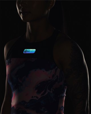 Women's UA Run Anywhere Crop Tank image number 2