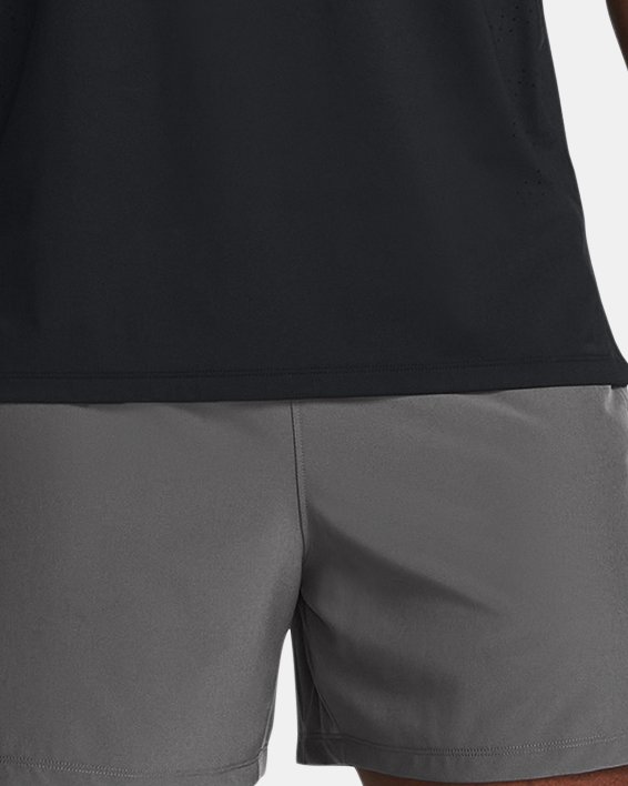 กางเกงขาสั้น UA Launch Elite 5’’ สำหรับผู้ชาย in Gray image number 2