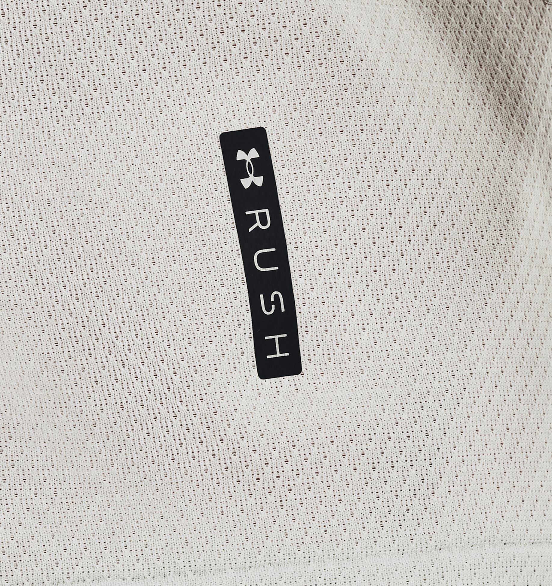  UA Rush Seamless Legacy SS, Black - men's short sleeve  t-shirt - UNDER ARMOUR - 52.73 € - outdoorové oblečení a vybavení shop
