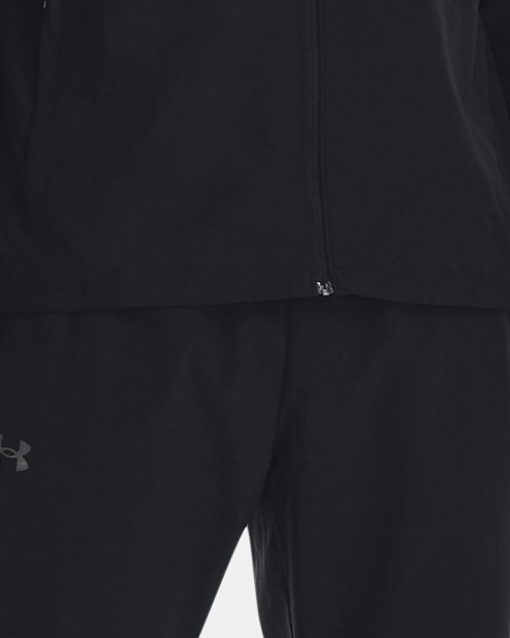 Men's UA Launch Hooded Jacket, Black, pdpMainDesktop image number 2