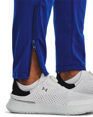 UA Équipe en tricot pour l'échauffement