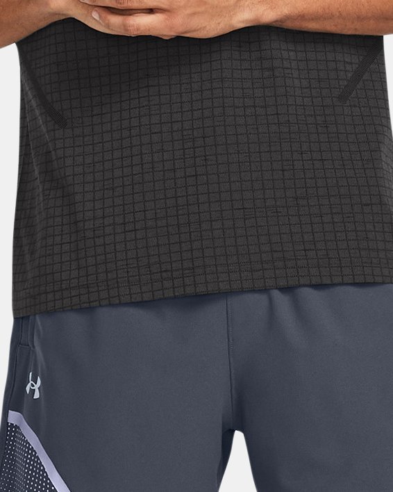 Men's UA Seamless Grid Short Sleeve, Gray, pdpMainDesktop image number 2