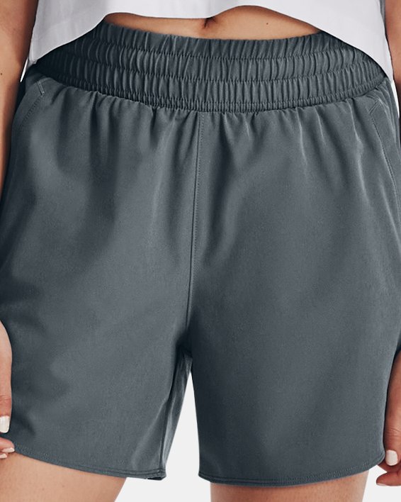 กางเกงขาสั้น UA Flex Woven 5" สำหรับผู้หญิง in Gray image number 2