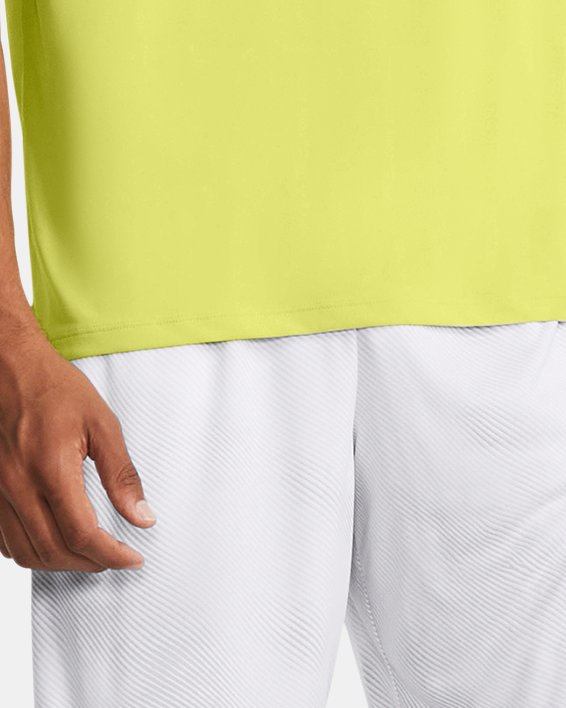 Men's UA Tech™ Reflective Short Sleeve in Yellow image number 2
