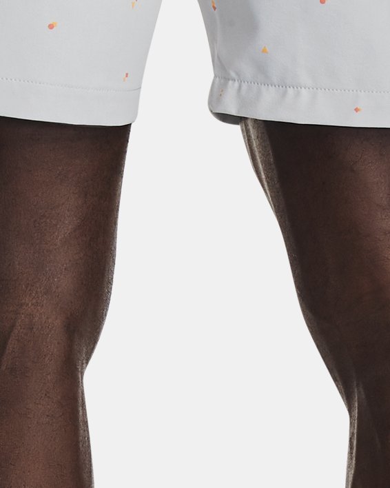 กางเกงขาสั้น UA Iso-Chill Printed สำหรับผู้ชาย in Gray image number 1