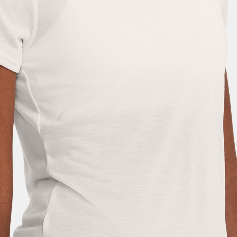 Camiseta de manga corta Under Armour Run Anywhere Breeze para mujer Blanco Clay / Olive Tint / Reflectante XS