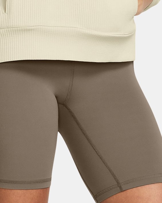 Pantalón corto de ciclismo UA Meridian de 18 cm para mujer, Brown, pdpMainDesktop image number 2