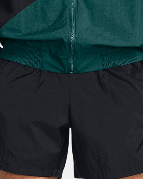 Men's UA Crinkle Woven Volley Shorts image number 2