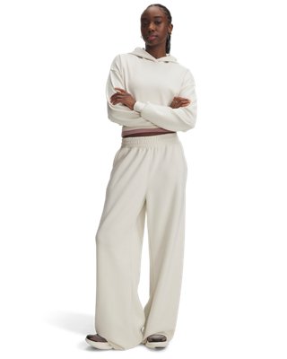 UA Meridian Lounge image number 2